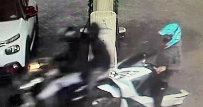 Leeds hammer gang on mopeds smash up man's face for no reason