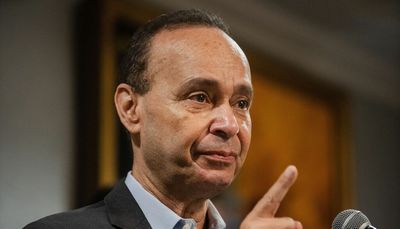 Luis Gutierrez launches nationwide effort to increase number of naturalized citizens