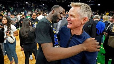 Kerr After Warriors Return Home: ‘I’m Not Going to Lie, I’m Hungover’