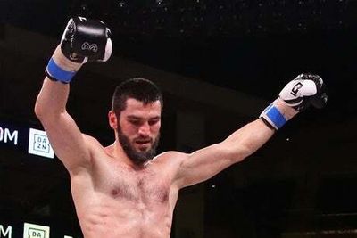 Beterbiev vs Smith Jr live stream: How can I watch boxing on TV and online in UK tonight?