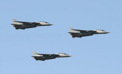 Iran fighter jet crashes, injuring two crew: reports