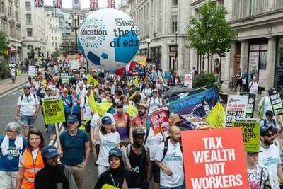 Thousands march through London over Government’s handling of the cost of living crisis