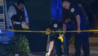 Weekend toll in Chicago: 47 people hit by gunfire, 13 of them in just five hours
