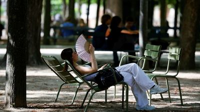 Europe braces for sweltering weekend heat