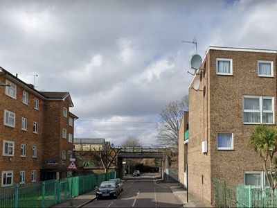 Teenage boy, 17, stabbed to death in Tottenham