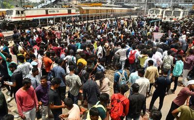 Mob mobilised through WhatsApp to unleash mayhem at Secunderabad railway station