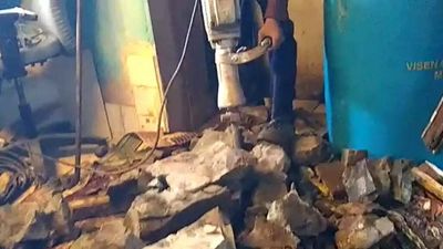 Mumbai: Two injured as stone slab rolls down hill in Chembur