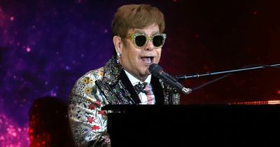 Elton John's Sunderland fans greeted by request from music legend as message appears on screen