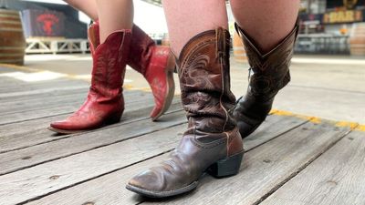 Line dancing is gaining popularity in Darwin with a new generation of dancers