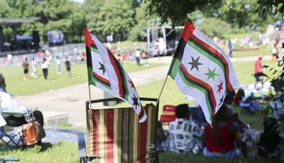 Juneteenth jubilation draws hundreds to DuSable festival: There’s ‘a lot of kinship going on’