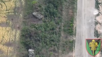 Ukraine’s 17th Tank Brigade Destroys Russian Tanks With Artillery Fire