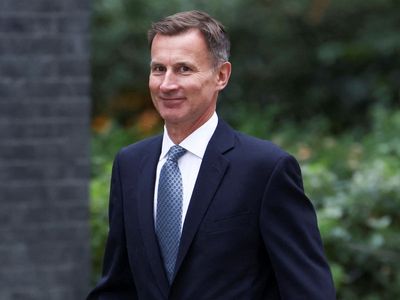 Jeremy Hunt reveals he had cancer and disease has struck every member of his family