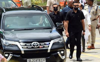 Video | Shops shut while PM inaugurates development projects in Bengaluru