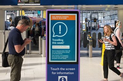 Government admits it has still had zero meetings with rail unions on eve of strike