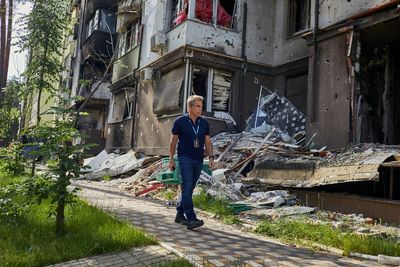 Ben Stiller visits Ukraine on World Refugee Day and meets President Zelensky: ‘You’re my hero’