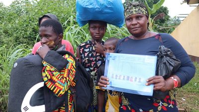 Ivorians who fled to Liberia return 'home', no longer considered refugees by UN