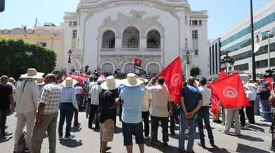 Head of Tunisia’s Constitution Committee Delivers Draft to President