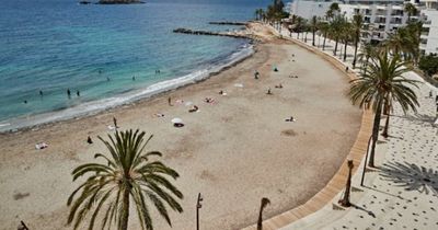 UK tourists caught spending a penny in the Spanish sea face a £645 fine