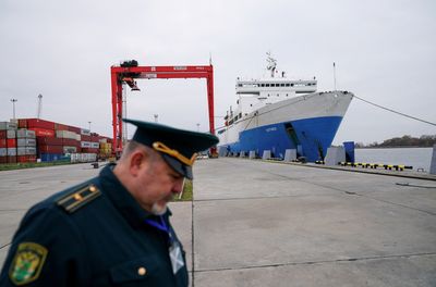 Russia warns Lithuania over Kaliningrad goods restrictions