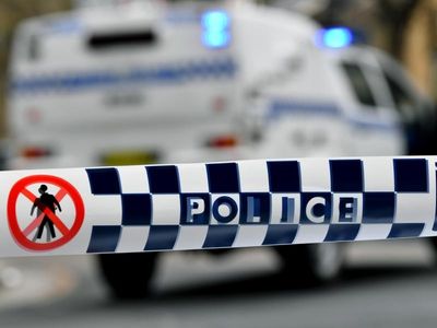 Police hunt four after Qld stabbing death