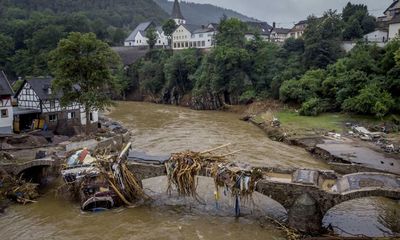 Young people go to European court to stop treaty that aids fossil fuel investors