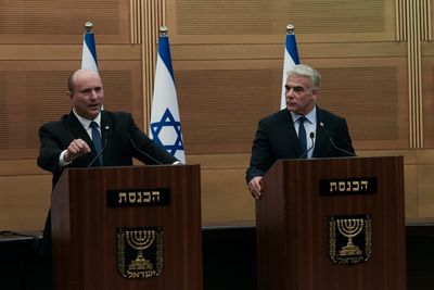 Israel coalition to fast-track bill to dissolve parliament