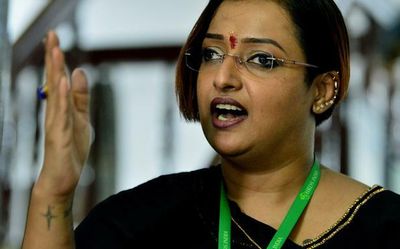 Gold smuggling case | Swapna Suresh seeks CBI probe against Kerala CM and his family members