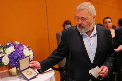 Russian journalist Dmitry Muratov sells Nobel prize for £84m and donates to Ukraine refugees