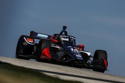 De Silvestro had to unlearn "bad habits" in adapting to modern IndyCar