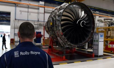 Rolls-Royce to give staff £2,000 to help ease cost of living crisis