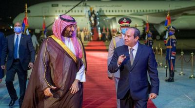 Saudi Arabia, Egypt Sign 14 Deals Worth $7.7 Bln