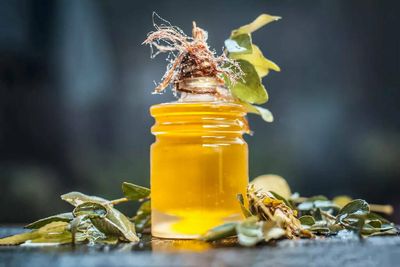 5 things you didn't know about Ayurvedic skin illuminator Nalpamaradi Thailam