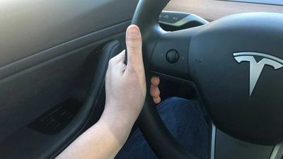 Tesla Owner Suggests Enhanced Autopilot Return To US, Musk Agrees