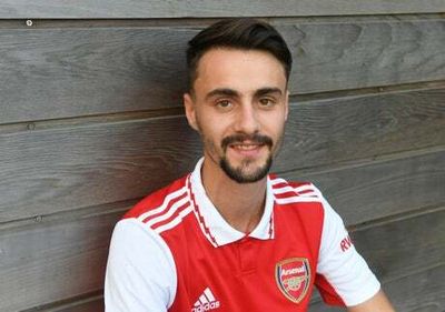 First pictures of Fabio Vieira in Arsenal kit as Edu gives £34m signing tour of London Colney