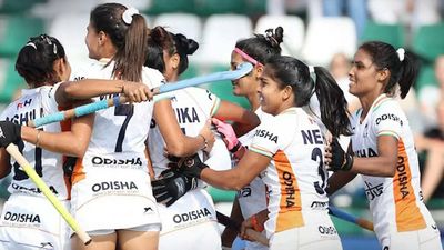 FIH Pro League: Indian women beat USA 4-2