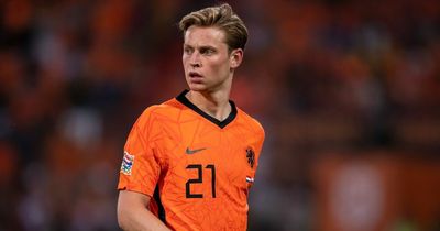 Manchester United could already have Frenkie de Jong's perfect midfield partner at the club