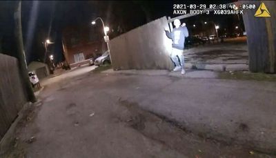 New Chicago Police Department policy bars officers from chasing a person simply for fleeing