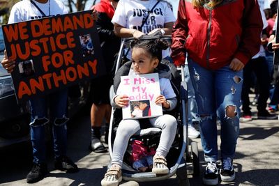 Chicago police banned from chasing people just because they run away following two fatal shootings