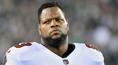 Report: Ndamukong Suh Has Talked With Raiders, Vikings