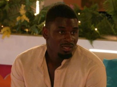 Love Island: Villa shocked as TWO Islanders voted out of show