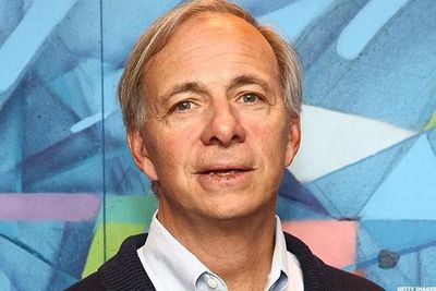 The Fed Can't Make the Economy Better Says Ray Dalio