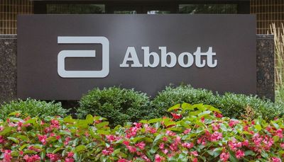 Abbott plans offices in Chicago’s Willis Tower
