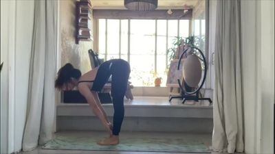 From Deepika to Janhavi, Yoga is the common link among these actresses