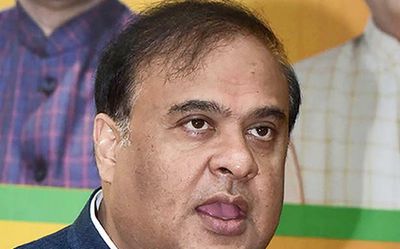Assam CM emerges player in Maharashtra political crisis