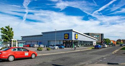 Barefoot boy pleads for his life as gang of knife-wielding youths chase him through supermarket