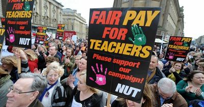 Teachers warn of autumn strikes if Tories refuse 'inflation plus' pay rise