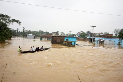 Bangladesh floods: Experts say climate crisis worsening situation