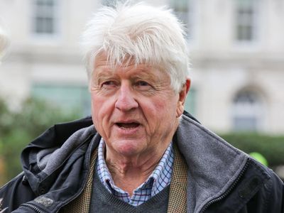 Stanley Johnson calls for parliament ban on ‘agreeable’ Chinese ambassador to be lifted