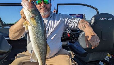 Unlearning and relearning walleye fishing to do it the Fox Chain O’Lakes way; plus the Stray Cast