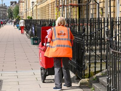 Royal Mail could be next workers to go on strike amid calls for ‘no strings’ pay rise